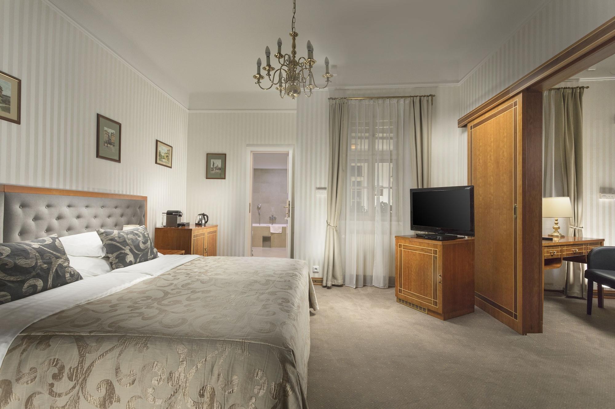 Pod Vezi 4* Prague