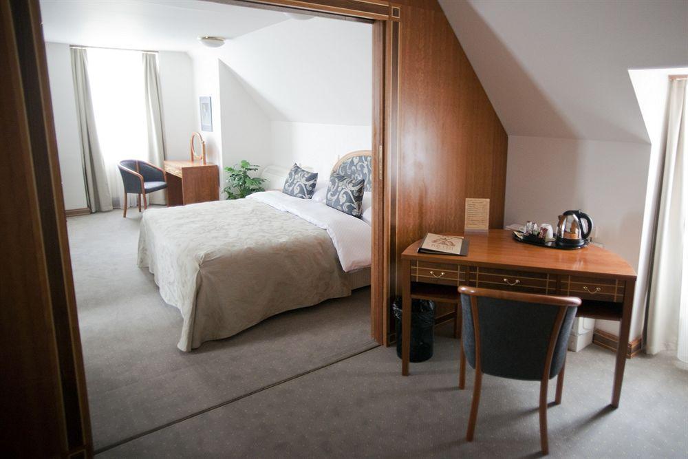 Pod Vezi 4* Prague