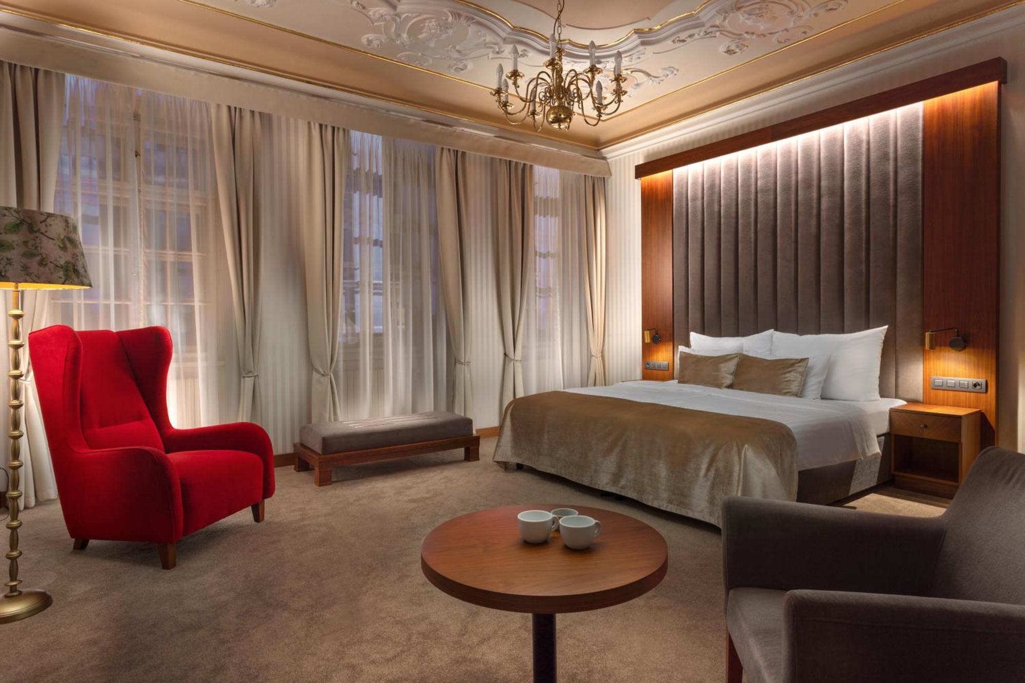 Hotel Pod Vezi 4*