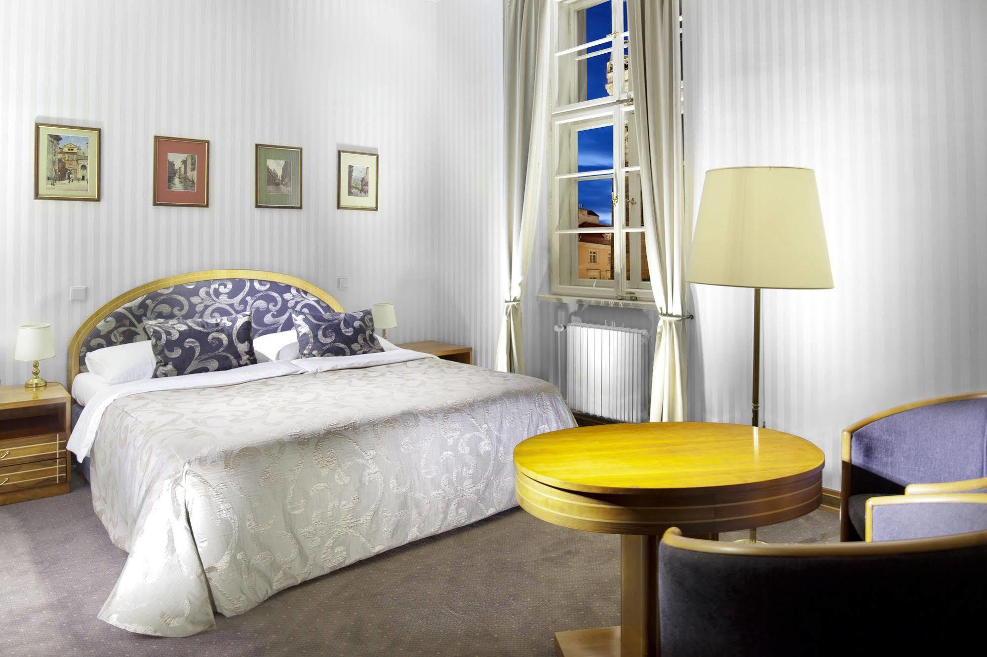 Pod Vezi Hotel 4*