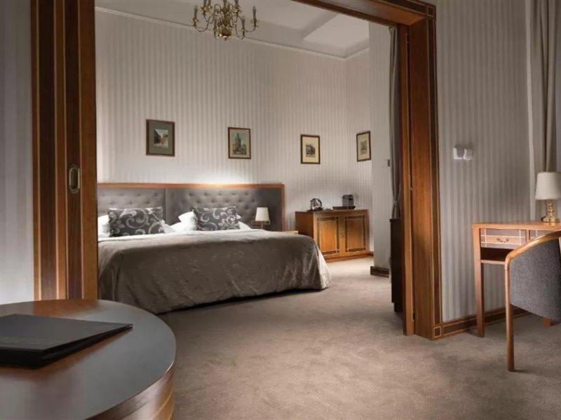 Pod Vezi 4* Praga