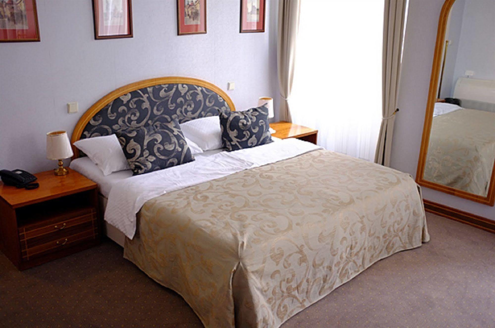 Pod Vezi Hotel Praga